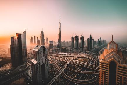Dubai. Photo by David Rodigo on Unsplash