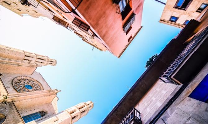 Imagen de Barcelona. Photo by Camille Minouflet on Unsplash