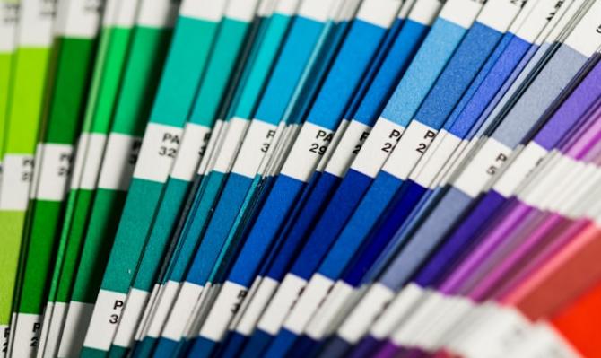 Paleta de colores Pantone. Photo by Christina Rumpf on Unsplash
